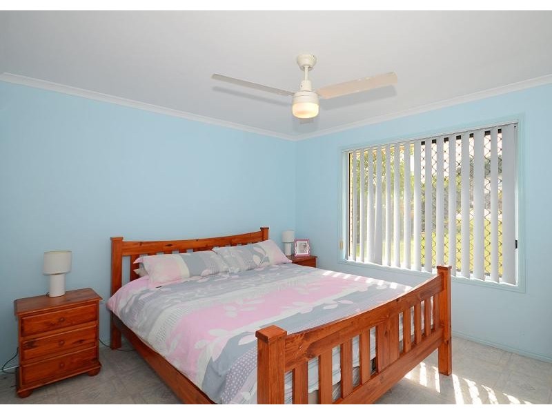 42 Murphy Street, Point Vernon QLD 4655