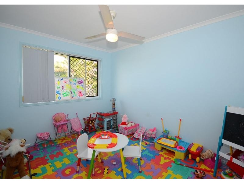 42 Murphy Street, Point Vernon QLD 4655