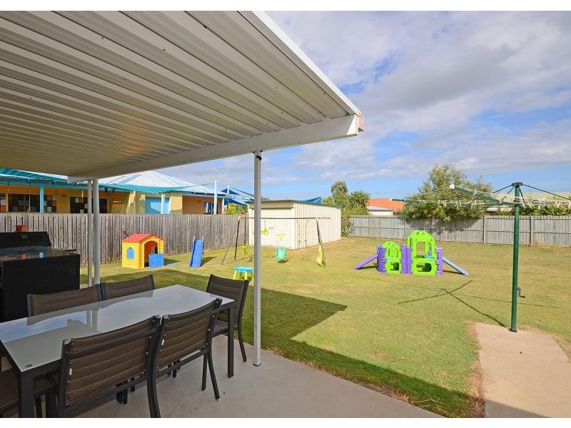42 Murphy Street, Point Vernon QLD 4655