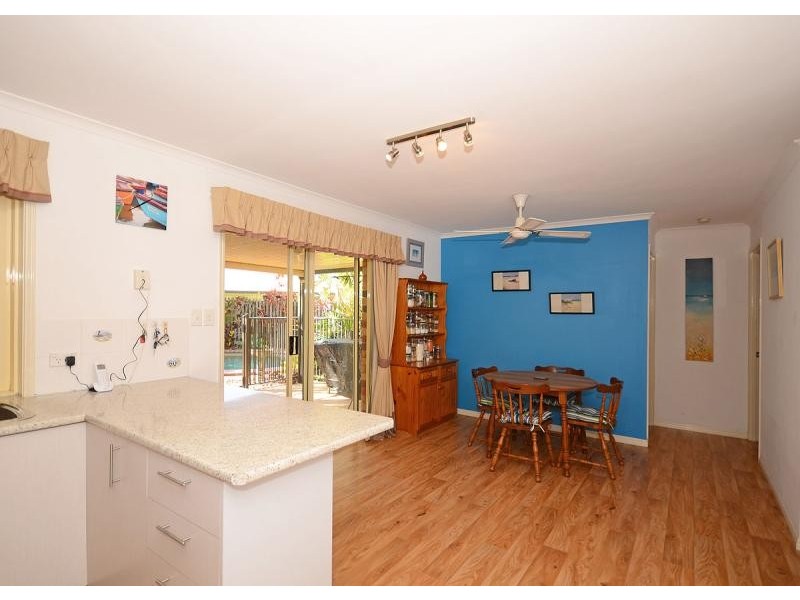 22 Oceanview Street, Point Vernon QLD 4655