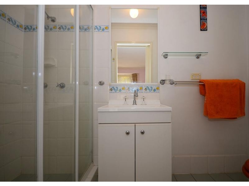 22 Oceanview Street, Point Vernon QLD 4655