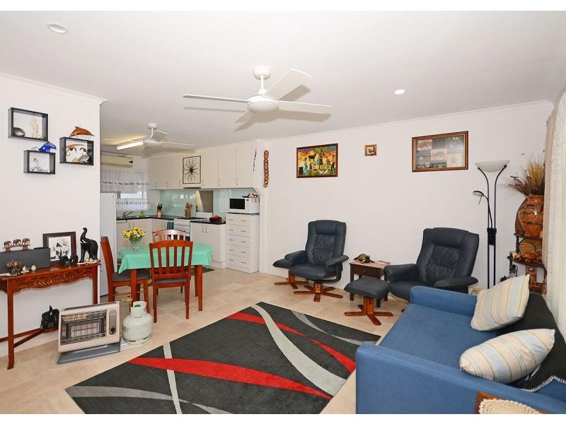 1 / 39 Corser Street, Point Vernon QLD 4655