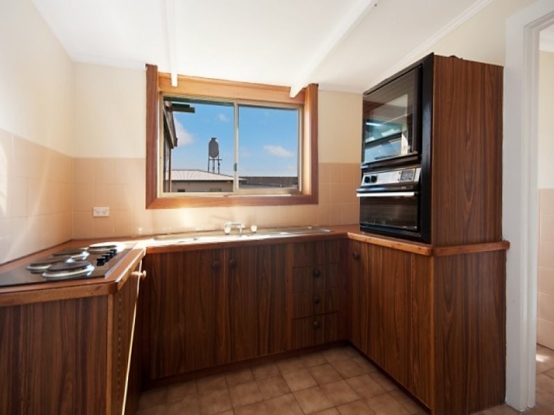 58 Sea Parade  PORT MACDONNELL 5291, Port Macdonnell SA 5291