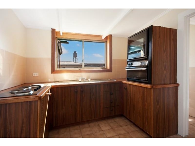 58 Sea Parade PORT MACDONNELL 5291, Port Macdonnell SA 5291