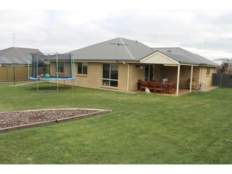 8 Lakewood  Avenue MOUNT GAMBIER 5290, Mount Gambier SA 5290