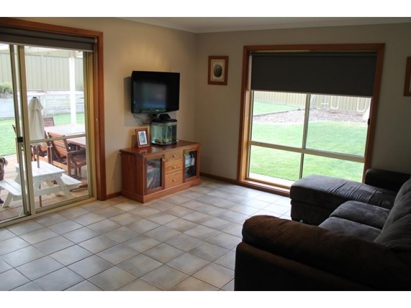 8 Lakewood  Avenue MOUNT GAMBIER 5290, Mount Gambier SA 5290