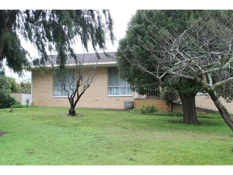 19 Hutchesson Street MILLICENT 5280, Millicent SA 5280