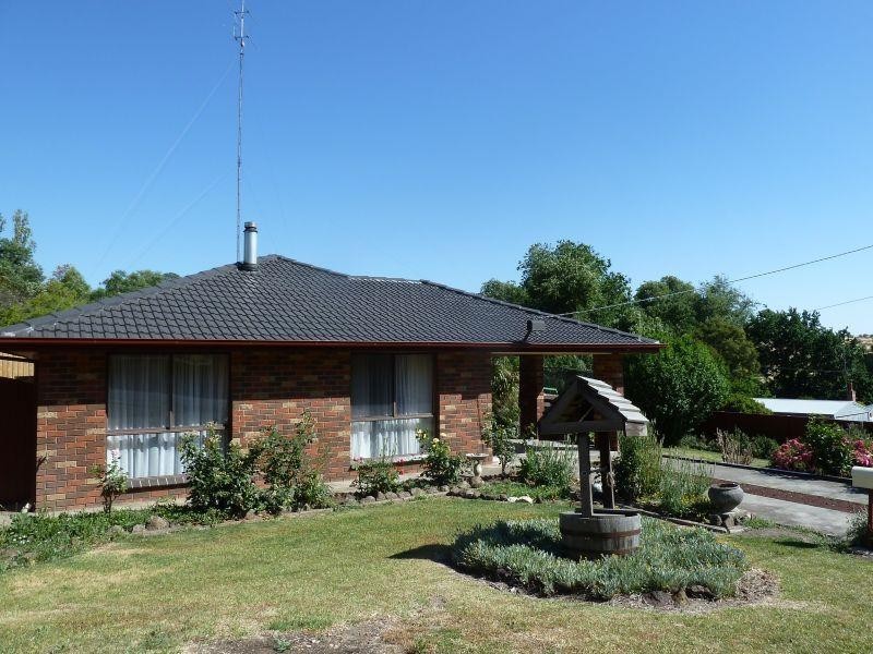 4 Camp Street CLUNES 3370, Clunes VIC 3370