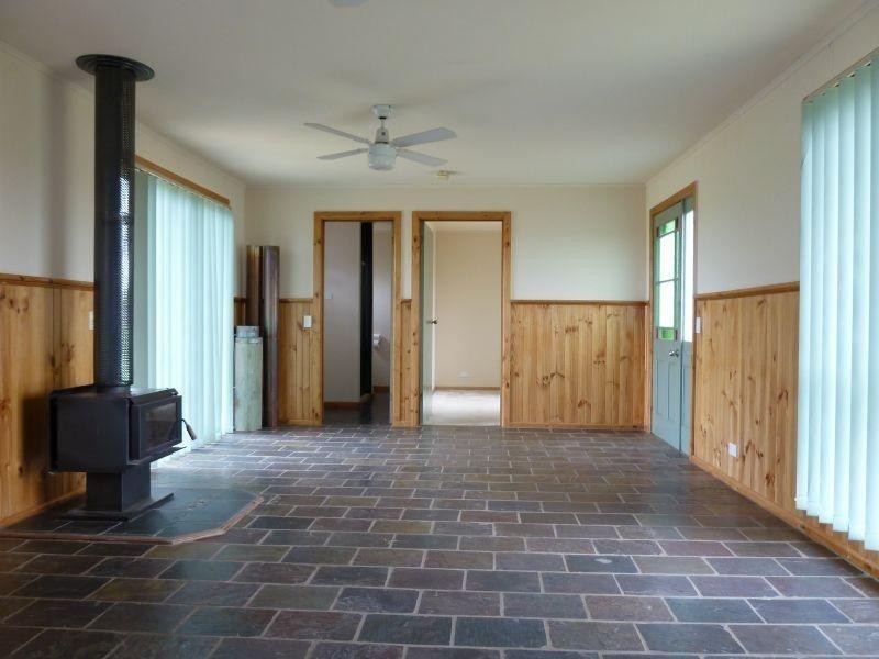 11 Smith Street CLUNES 3370, Clunes VIC 3370