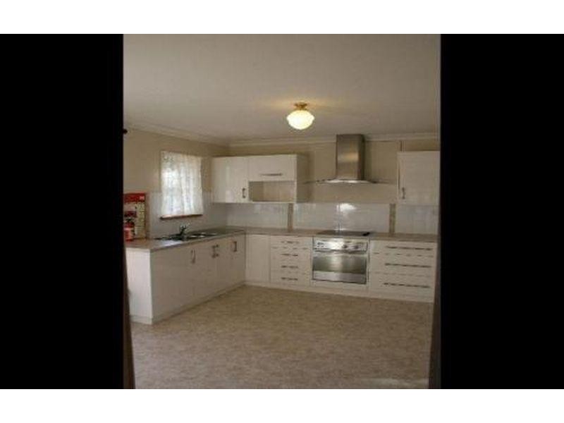 6 Hannah  Street CLUNES 3370, Clunes VIC 3370