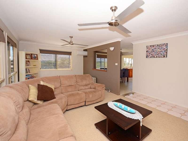 12 Crawford Drive DUNDOWRAN 4655, Dundowran QLD 4655