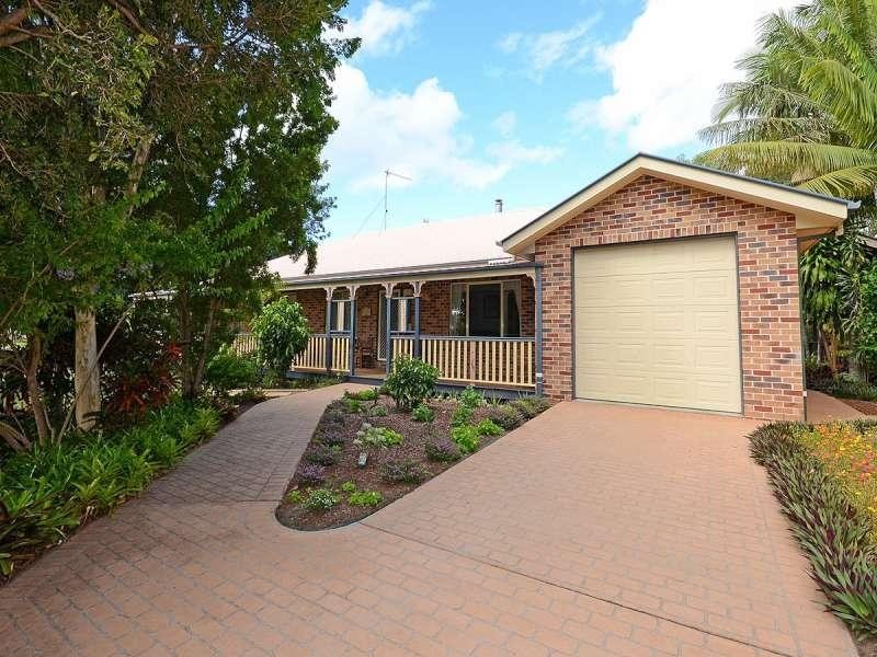 2 Foxwood Court DUNDOWRAN BEACH 4655, Dundowran Beach QLD 4655