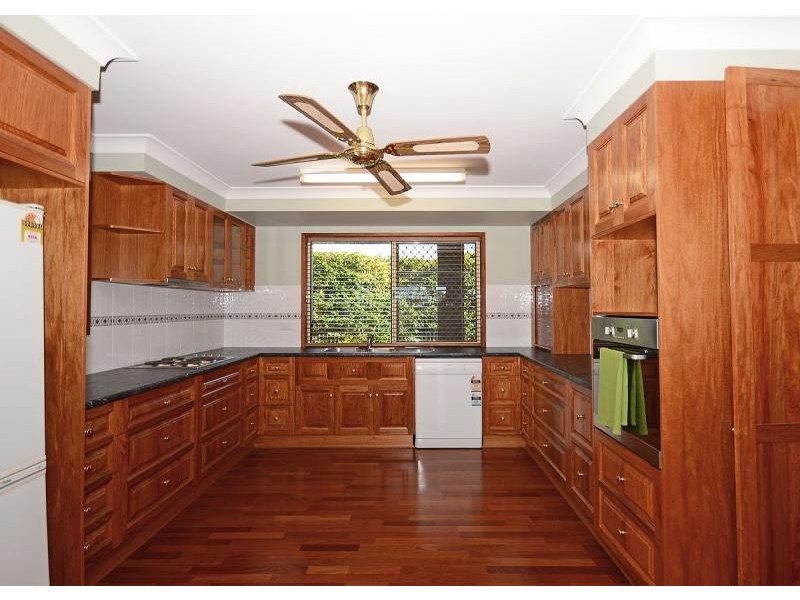 171 Kingfisher  Parade, Toogoom QLD 4655