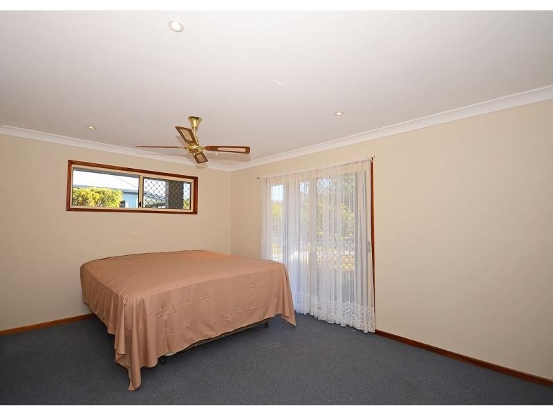 171 Kingfisher  Parade, Toogoom QLD 4655