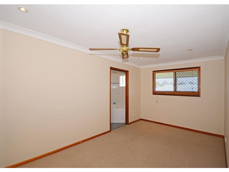 171 Kingfisher  Parade, Toogoom QLD 4655