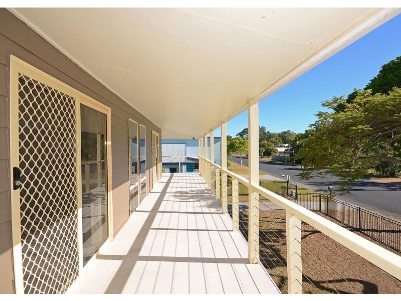 171 Kingfisher  Parade, Toogoom QLD 4655