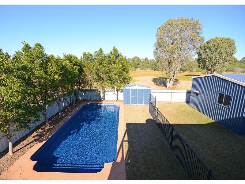 171 Kingfisher  Parade, Toogoom QLD 4655