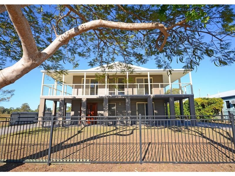 171 Kingfisher  Parade, Toogoom QLD 4655