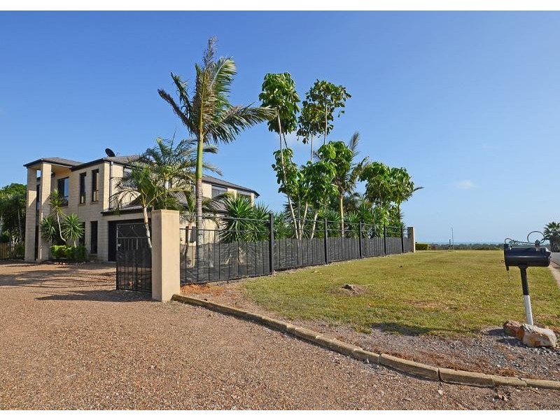 65 Palm Way, Dundowran Beach QLD 4655