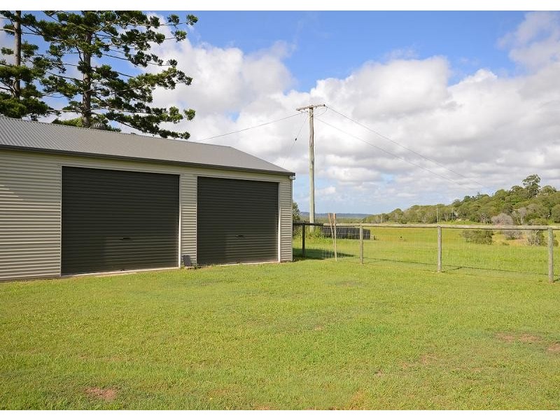 10 Noah Court, Dundowran QLD 4655