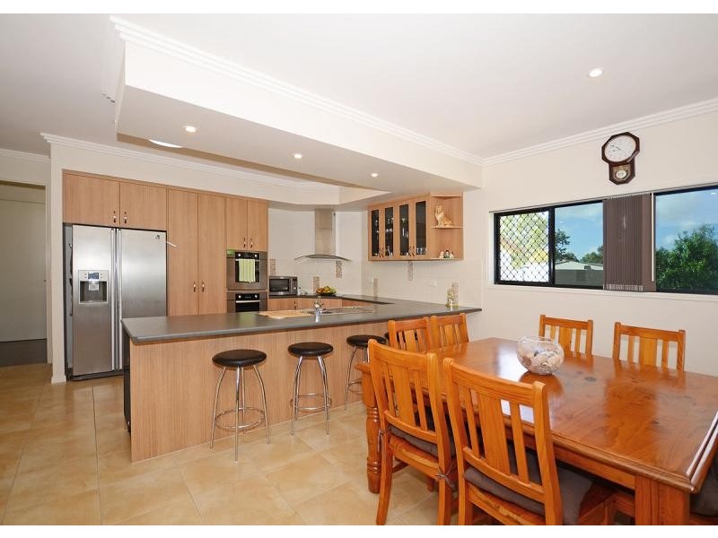 10 Noah Court, Dundowran QLD 4655