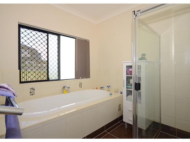 10 Noah Court, Dundowran QLD 4655