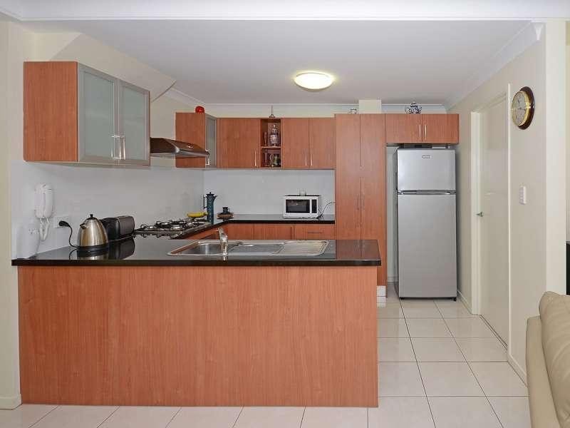 20/654 Charlton  Esplanade, Urangan QLD 4655