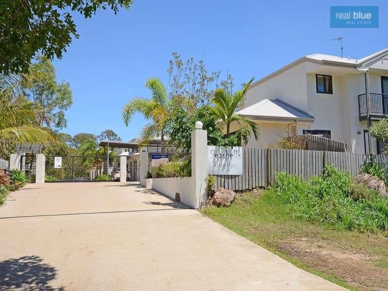 20/654 Charlton  Esplanade, Urangan QLD 4655