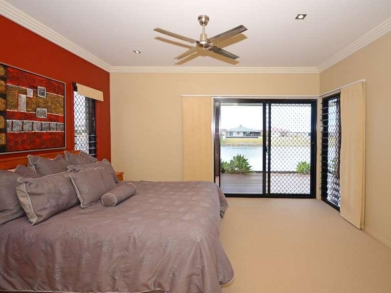 11 Lady Nelson Drive, Eli Waters QLD 4655