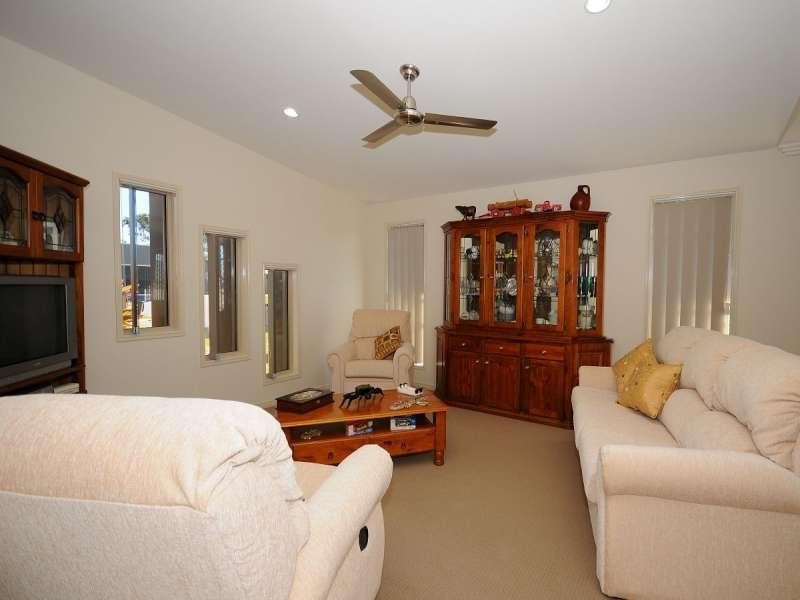 6 Chelsea Court URRAWEEN 4655, Urraween QLD 4655