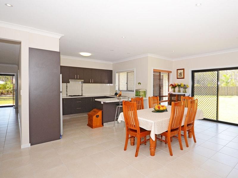 13 Heathland  Avenue WONDUNNA 4655, Wondunna QLD 4655