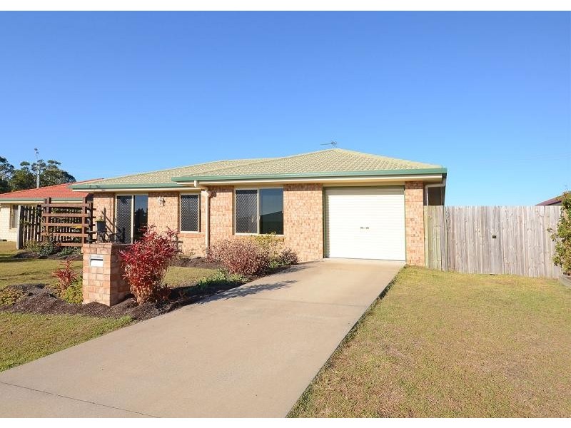 26 Isis Court ELI WATERS 4655, Eli Waters QLD 4655