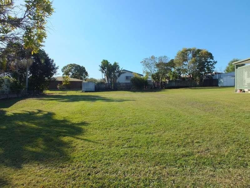 8 Wedge Street URRAWEEN 4655, Urraween QLD 4655