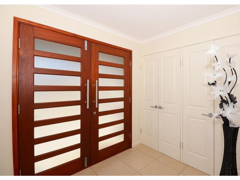 17 Tavistock Street TORQUAY 4655, Torquay QLD 4655