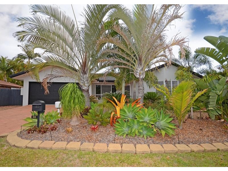 65 Snapper  Street KAWUNGAN 4655, Kawungan QLD 4655