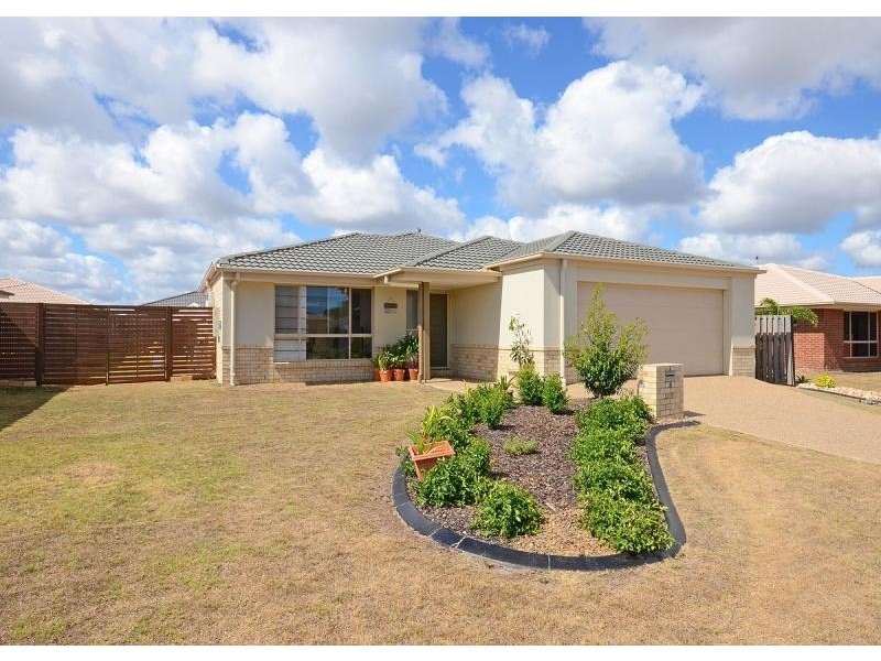 8 Forrest Court, Urraween QLD 4655