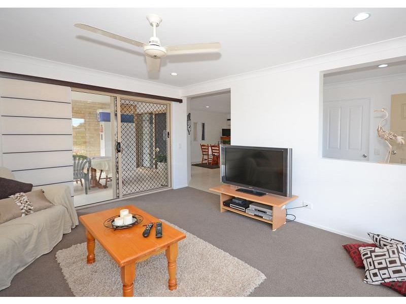 8 Forrest Court, Urraween QLD 4655