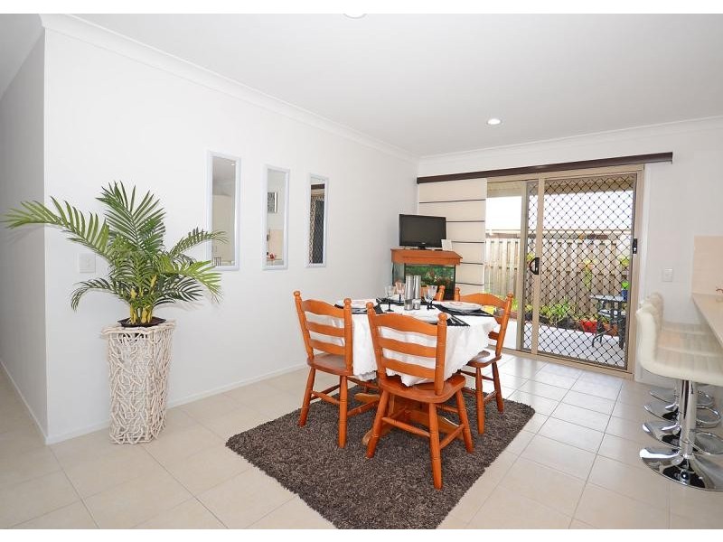 8 Forrest Court, Urraween QLD 4655