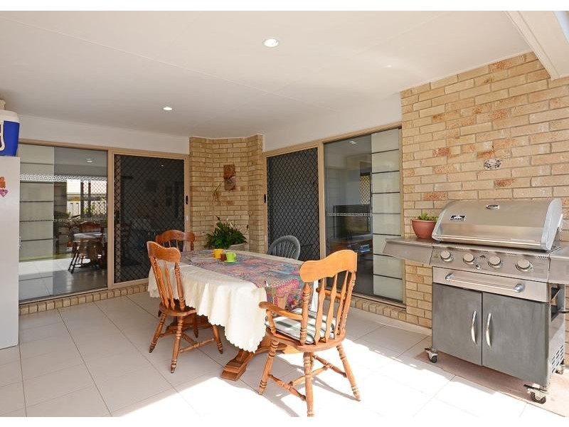 8 Forrest Court, Urraween QLD 4655