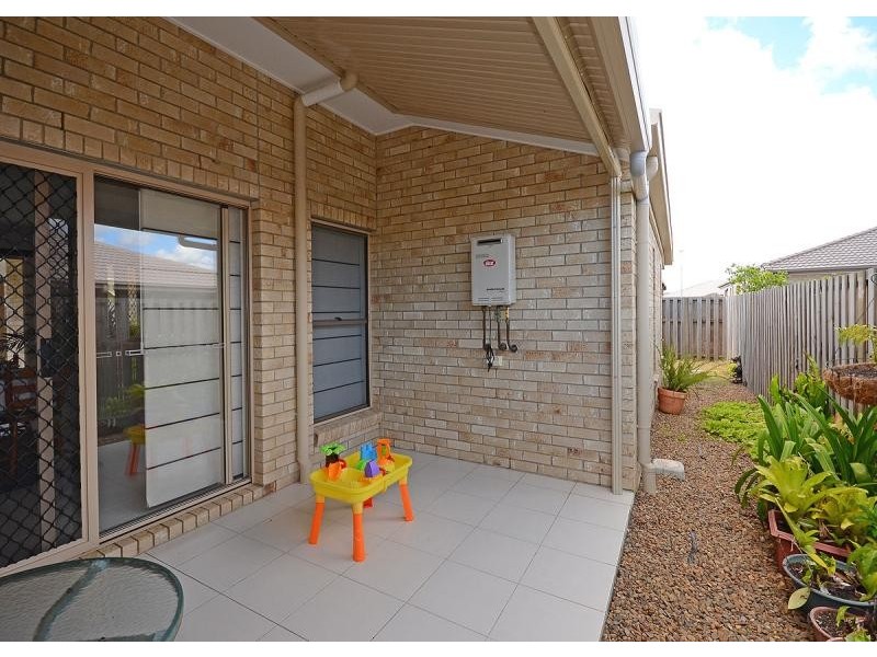 8 Forrest Court, Urraween QLD 4655