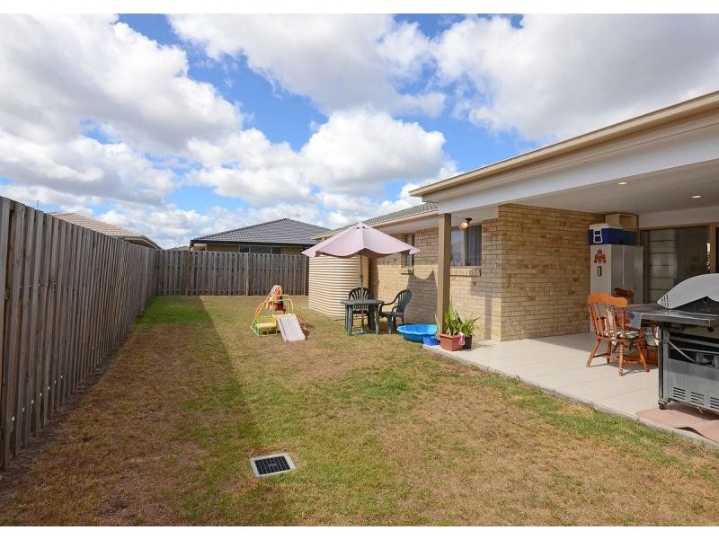 8 Forrest Court, Urraween QLD 4655