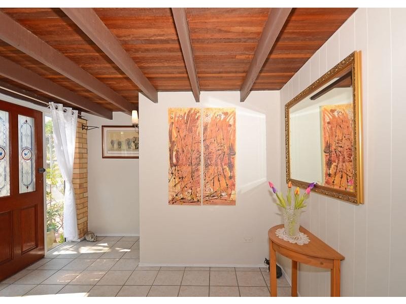 9 Barry Street TORQUAY 4655, Torquay QLD 4655