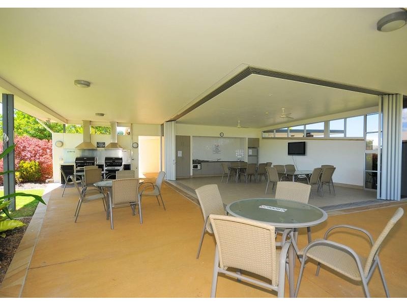 Urangan QLD 4655