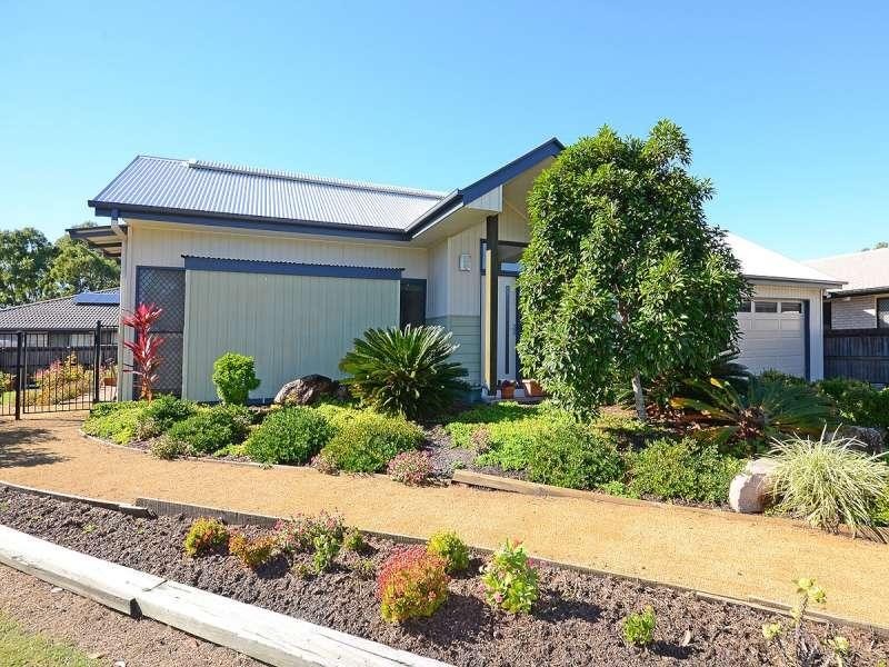 44 Honiton Street TORQUAY 4655, Torquay QLD 4655