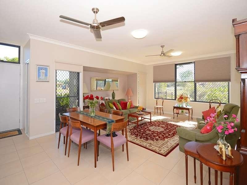 44 Honiton Street TORQUAY 4655, Torquay QLD 4655