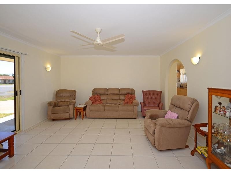 6 Gibbs  Street URANGAN 4655, Urangan QLD 4655