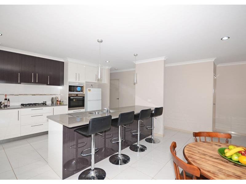 1/103 Nissen Street, Urraween QLD 4655