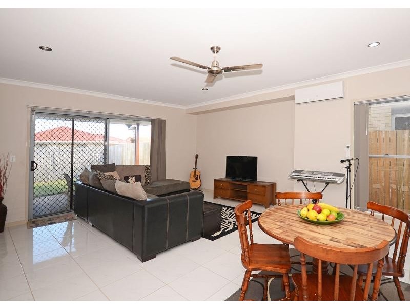 1/103 Nissen Street, Urraween QLD 4655