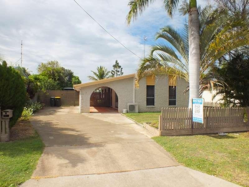 8 Arthur  Street URANGAN 4655, Urangan QLD 4655