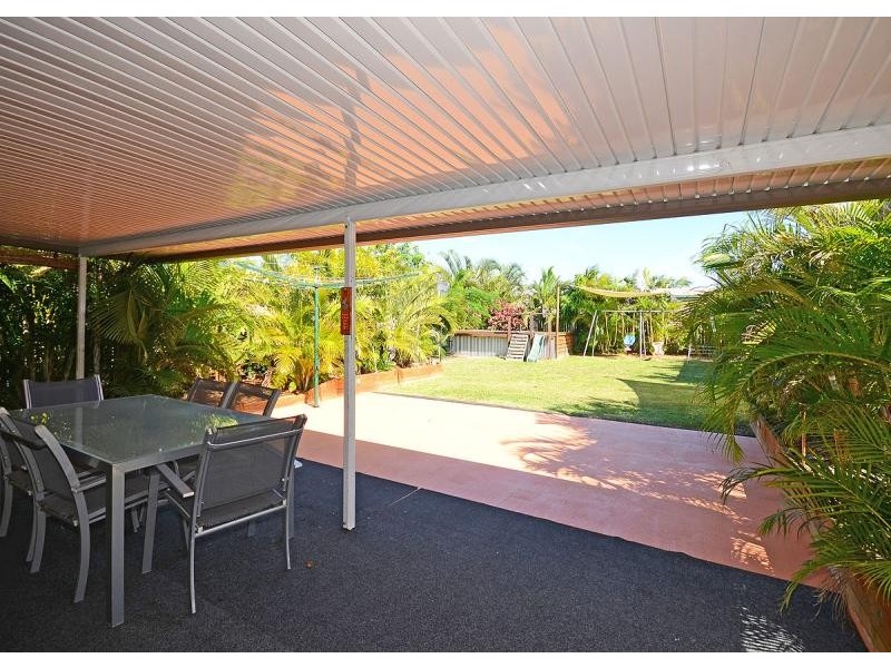 122 Ibis Boulevard ELI WATERS 4655, Eli Waters QLD 4655